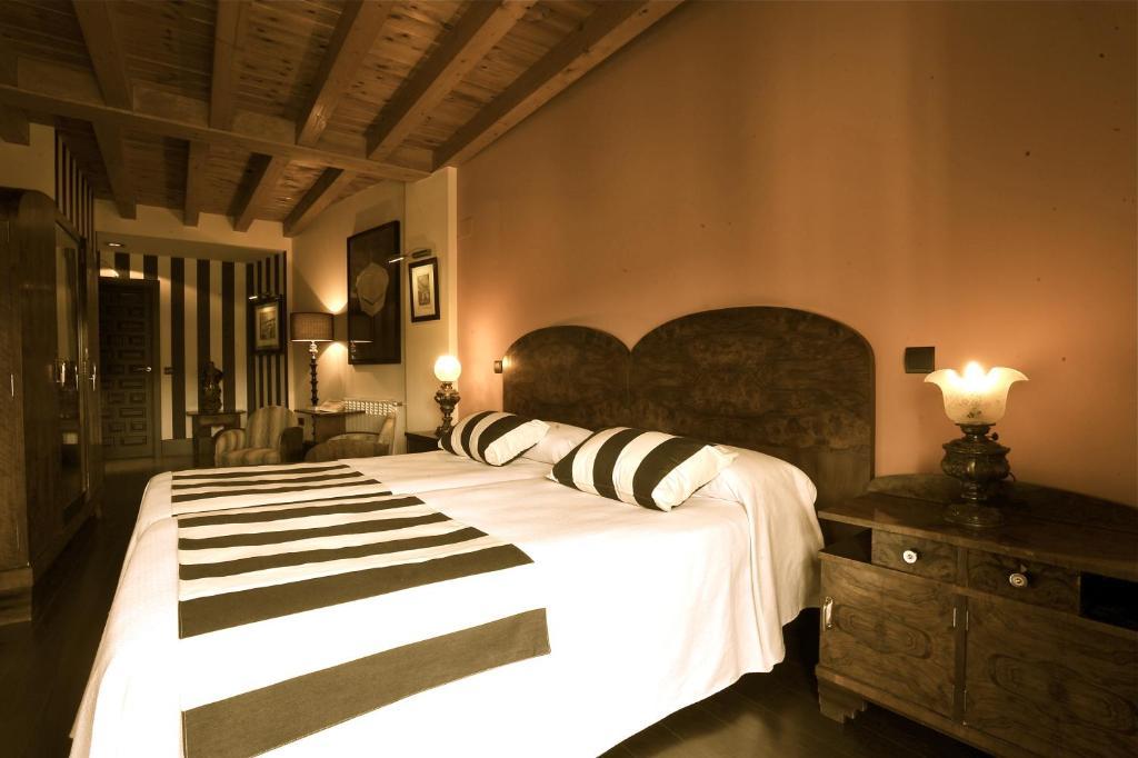 Hotel-Hospederia Los Templarios Sepúlveda Camera foto