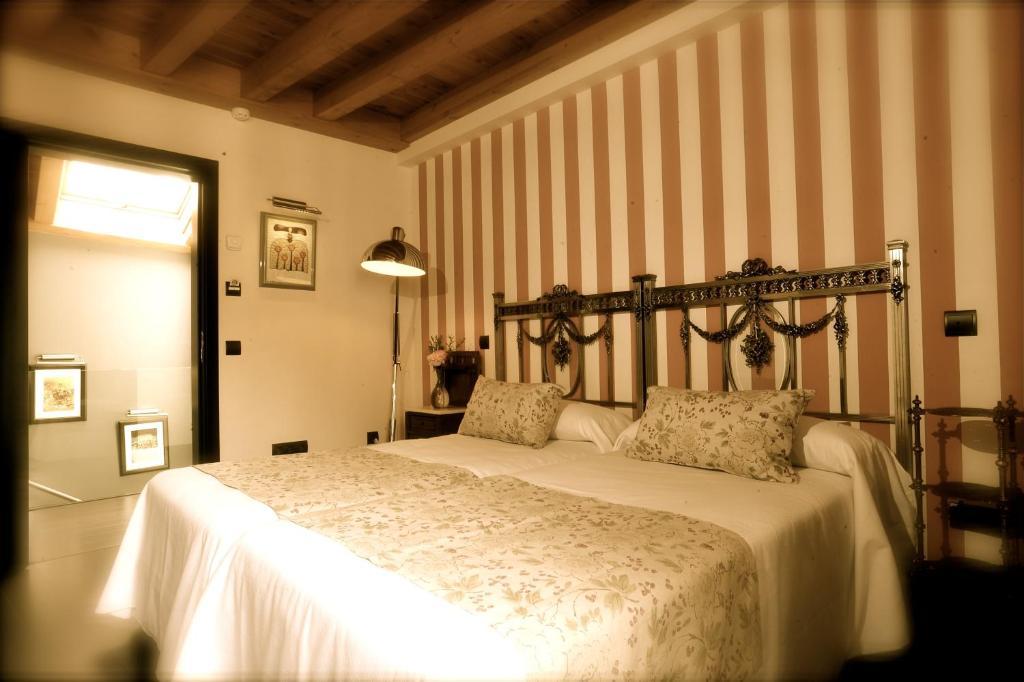 Hotel-Hospederia Los Templarios Sepúlveda Camera foto